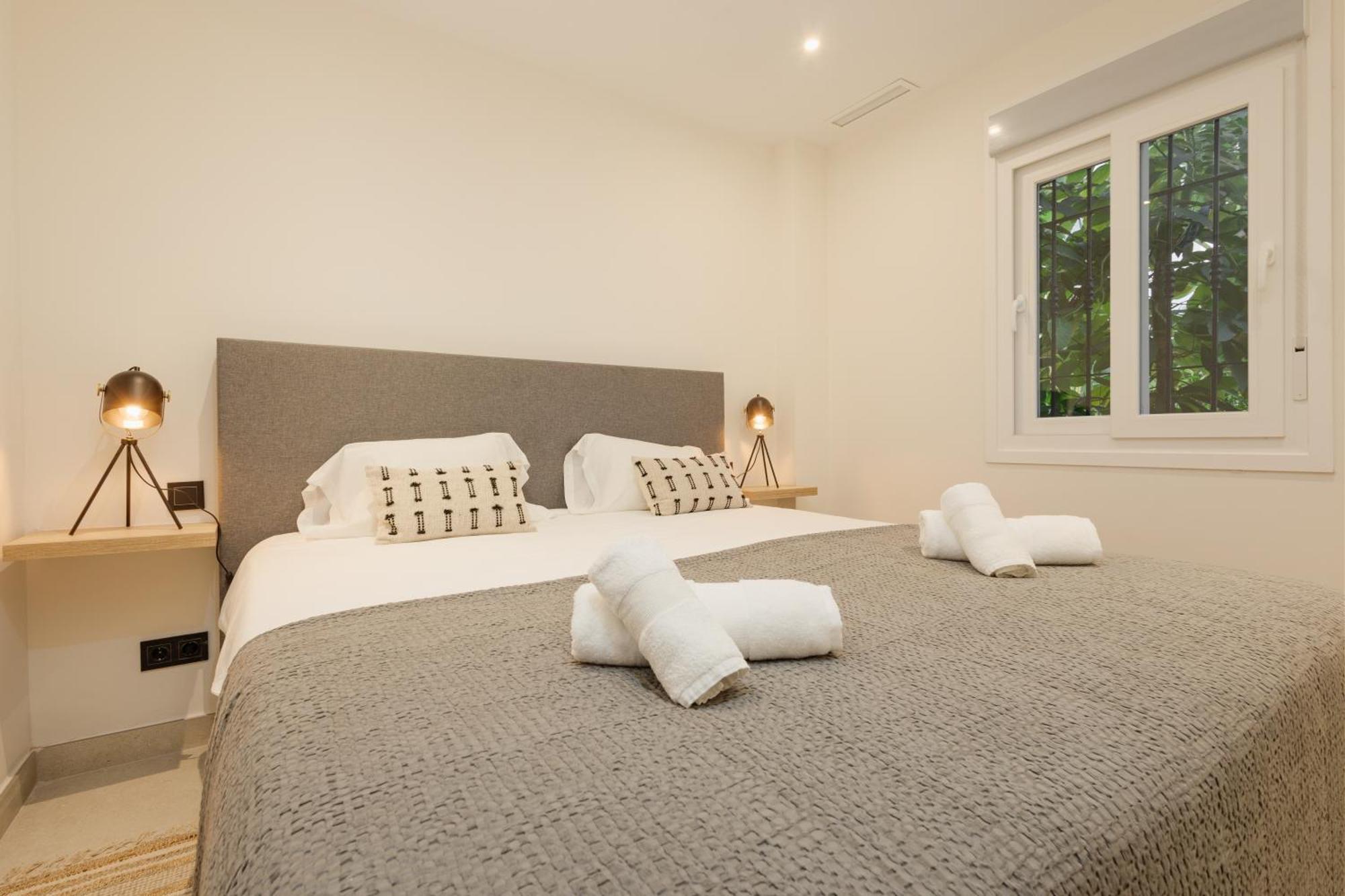 In Near Golf And Apartment Marbella
